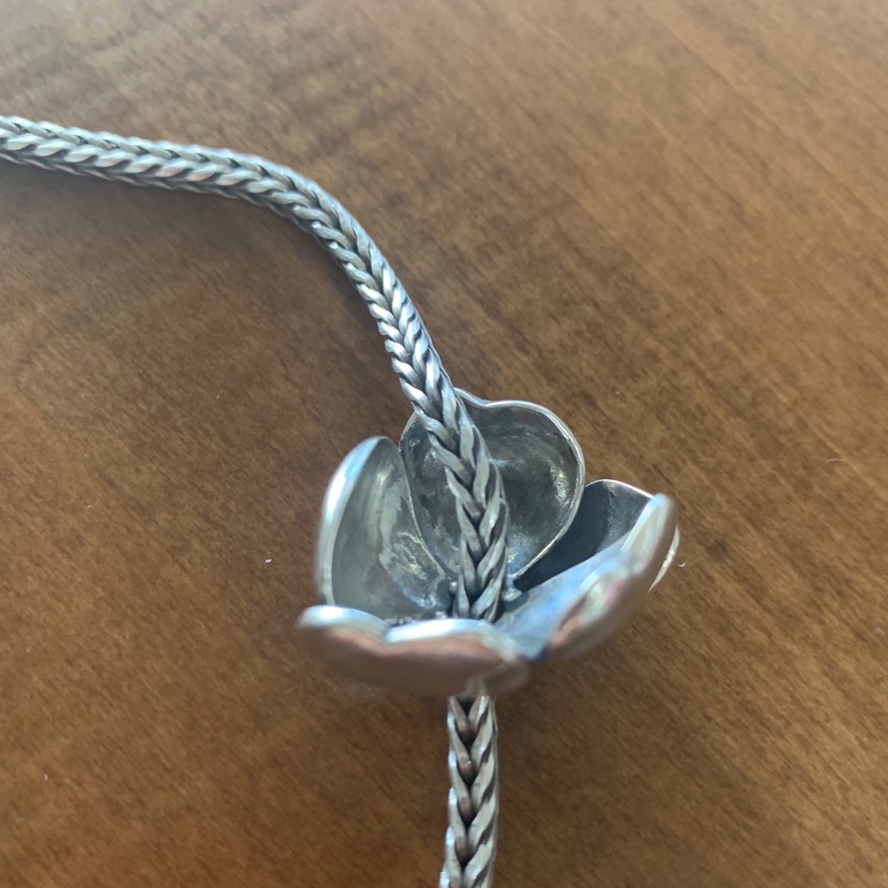 Trollbeads Shadow Flower Pendant